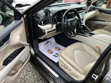 Toyota Camry IX Sedan 2.5 Hybrid Dynamic Force 218KM 2020 Toyota Camry Executive+Pakiet VIP/Srewis/ Salon PL, zdjęcie 8