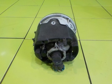 CHRYSLER 300C 06R SEDAN 4D HALOGEN PRAVÝ