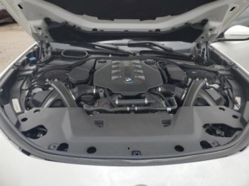 BMW 2023 BMW Seria 7 760 xi, 2023r., 4x4, 4.4L 4.4 Benzyna 536KM, zdjęcie 10