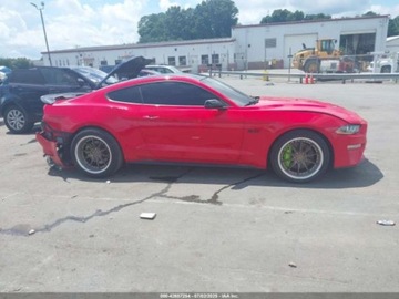 Ford Mustang VI Fastback Facelifting 5.0 Ti-VCT 450KM 2022 Ford Mustang GT Premium Fastback 2022 5.0l 5.0 Benzyna 450KM, zdjęcie 6