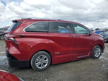 Toyota Sienna III 2022 Toyota Sienna Limited 2022 2.5l 2.5 Hybryda 245KM, zdjęcie 3