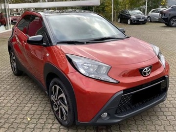 Toyota Aygo X 1.1 VVT-i 72KM 2025 Od ręki - Style 1.0 Benzyna 72KM | Tempomat adaptacyjny!, zdjęcie 1