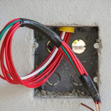 TAŚMA IZOLACYJNA CZARNA 19mm x 10m MOCNA PCV WYTRZYMAŁA TRWAŁA