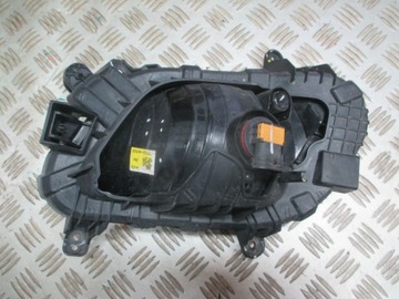 HALOGEN PRAVÝ HYUNDAI H1 H-1 I800 2015R->