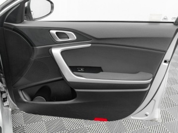 Kia Ceed III Kombi Facelifting 1.5 T-GDI 160KM 2022 Kia Cee'd GD4E984#1.5 T-GDI M 2 stref klima K.cof, zdjęcie 28