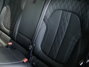 BMW X6 G06 SUV Facelifting 3.0 40i 381KM 2025 xDrive40i Sport Suv 3.0 (381KM) 2025, zdjęcie 12