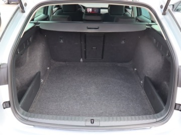 Skoda Octavia IV Kombi 2.0 TDI 115KM 2022 Skoda Octavia 2.0 TDI, Salon Polska, zdjęcie 13