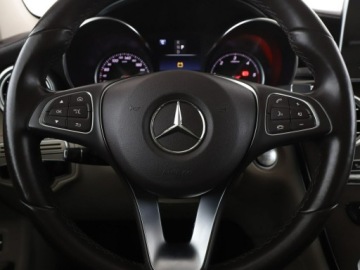 Mercedes GLC C253 SUV 2.1 220 d 170KM 2018 Mercedes GLC 220 4x4, Kamera, Skóra, Panorama,, zdjęcie 20
