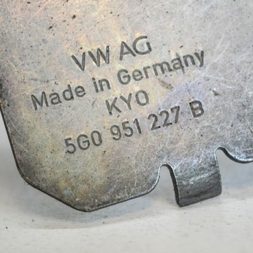 JINÉ DÍLY KAROSÉRIE SEAT LEON (5F1) 5G0951227B 2.0L DIESEL 110KW 2018