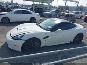 Ferrari California 2013 Ferrari California 2013 4.3l 4.3 Benzyna 483KM, zdjęcie 2