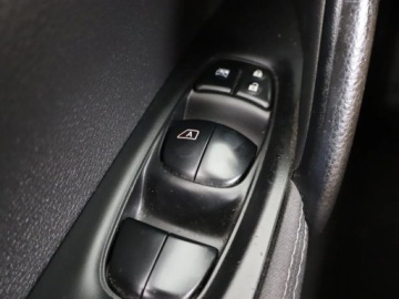 Nissan Qashqai II Crossover 1.2 DIG-T 115KM 2016 Nissan Qashqai 1.2 DIG-T, Salon Polska, zdjęcie 16
