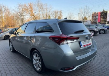 Toyota Auris II Touring Sports Facelifting 1.8 Hybrid 136KM 2018 Toyota Auris salon Polska, Gwarancja 1.8 Hybryda 136KM, zdjęcie 26