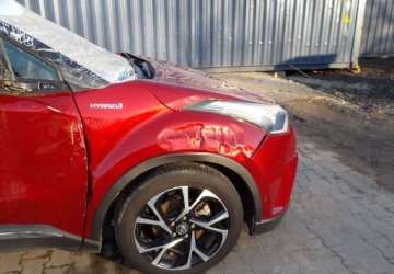 Toyota C-HR I Crossover 1.8 Hybrid 122KM 2018 Toyota C-HR Okazja 1.8 Hybryda 122KM, zdjęcie 14