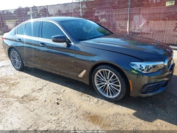 BMW Seria 5 G30-G31 2019 BMW Seria 5 2019 BMW 530I XDRIVE 2.0 Benzyna 248KM, zdjęcie 1