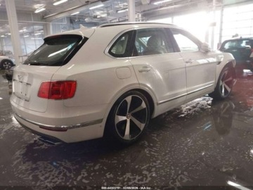 Bentley Bentayga 2020 Bentley Bentayga V8 2020 4.0 Benzyna 542KM, zdjęcie 6