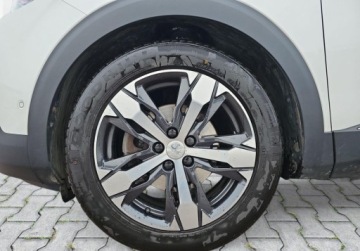 Peugeot 3008 II Crossover 1.2 PureTech 130KM 2019 Peugeot 3008 1.2 Benzyna 130KM, zdjęcie 27