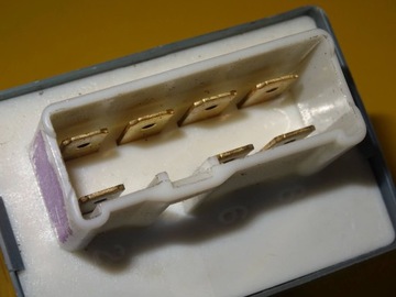 RELÉ HONDA HR-V RZ-0159 NR1677