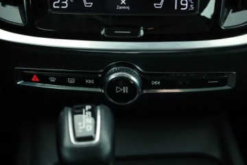 Volvo V60 II  Kombi 2.0 D3 150KM 2019 Volvo V60 D3 2.0, Salon Polska, Automat, Navi, zdjęcie 12