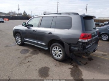 Toyota Land Cruiser VII 2017 Toyota Land Cruiser V8 2017 5.7 Benzyna 381KM, zdjęcie 3