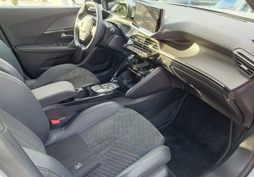 Peugeot 2008 II e-SUV Facelifting Elektryczny 54kWh 156KM 2023 Peugeot 2008 54kWh First Edition 2024 Od RiA Elektryczny 156KM, zdjęcie 10
