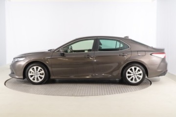 Toyota Camry IX Sedan 2.5 Hybrid Dynamic Force 218KM 2019 Toyota Camry 2.5 Hybrid, Salon Polska, zdjęcie 2