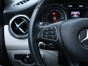 Mercedes GLA I Off-Roader Facelifting 1.6 200 156KM 2018 Mercedes GLA GLA 200, Salon Polska, Automat, zdjęcie 19