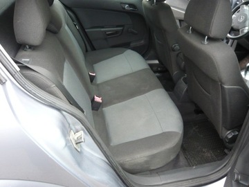 Opel Astra H Hatchback 5d 1.6 Twinport ECOTEC 105KM 2005 Opel Astra 1.6 105 KM , AUTOMAT , Twinport - WARTO, zdjęcie 19