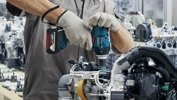 GDS 18V-400 УДАРНЫЙ гайковерт BOSCH 2x5,0 Ач
