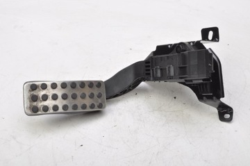 MERCEDES W176 POTENCJOMETR GAZU A2463001904