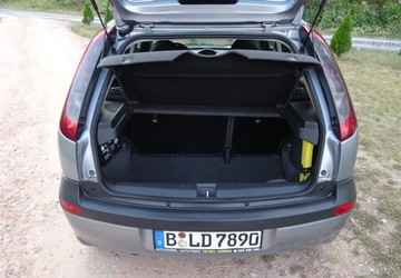 Opel Corsa C 1.2 ECOTEC 75KM 2003 Opel Corsa 1.2ben,klima,centralny zamek,oplacona gotowa do rej. 1.2 75KM, zdjęcie 8