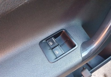 Volkswagen Caddy III Kombi Facelifting 1.6 TDI 102KM 2015 Volkswagen Caddy MAXI DSG GetHelp 1.6 Diesel 102KM, zdjęcie 19