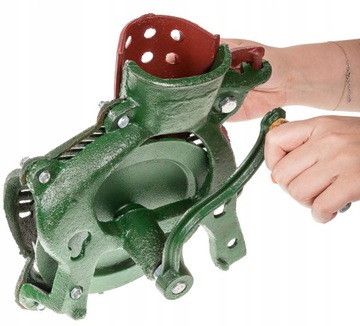 МАШИНА ДЛЯ ОБРУШЕНИЯ КУКУРУЗНЫХ ПОЧАТКОВ