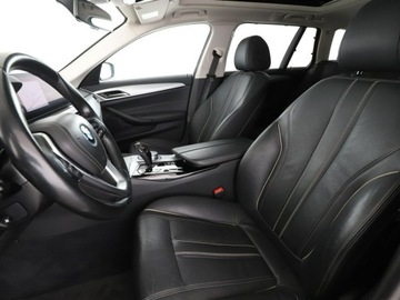 BMW Seria 5 G30-G31 Touring Plug-In 2.0 520e 204KM 2021 BMW 520 FV23 520e PHEV Automat Panorama Navi, zdjęcie 12