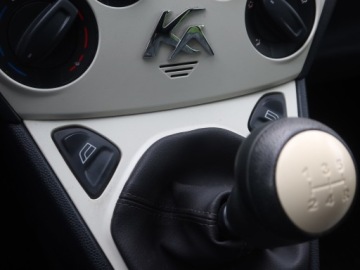 Ford Ka III 1.2 Duratec 69KM 2014 Ford Ka 1.2 i, Salon Polska, Klima ,Bezkolizyjny, zdjęcie 15