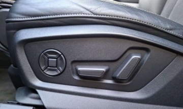 Audi Q7 II SUV Facelifting  3.0 50 TDI 286KM 2022 Audi Q7 50TDI 286KM Quattro Sline Tiptronic Kam360MatrixBangPanoramaOs.skr, zdjęcie 26