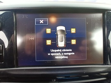 Peugeot 2008 I SUV Facelifting 1.2 PureTech 110KM 2017 Peugeot 2008 salon, I wł. bezwypadkowy,, zdjęcie 13