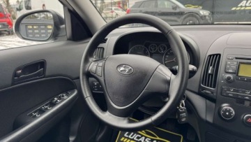 Hyundai i30 I CW Facelifting 1.4 DOHC 109KM 2011 Hyundai i30 100 Bezwypadkowy, 4 el. szyby, grzane fotele GWARANCJA, zdjęcie 32