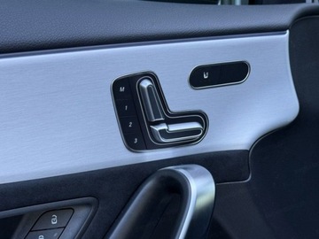 Mercedes Klasa A W177/V177 Hatchback Facelifting 2.0 220 190KM 2025 A Klasa 220 4-Matic AMG Line 2.0 (190KM) 2025, zdjęcie 8