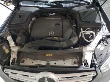 Mercedes GLC C253 2021 Mercedes-Benz GLC 300 2021 2.0l 2.0 Benzyna 255KM, zdjęcie 6