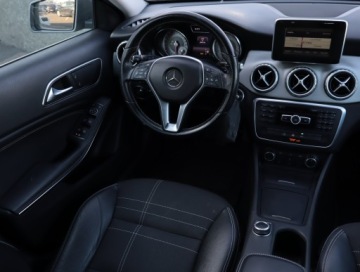 Mercedes GLA I Off-roader 2.0 250 211KM 2014 Mercedes GLA GLA 250, Salon Polska, Serwis ASO, zdjęcie 6