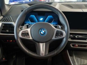 BMW X5 G05 SUV Plug-In Facelifting 3.0 50e 490KM 2026 BMW X5 xDrive50e Individual Edition Suv 3.0 (489KM) 2026, zdjęcie 7