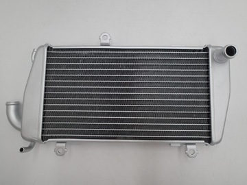 CHŁODNICA NOWA SREBRNA LEWA Honda GL1800 Goldwing lata 01-05r