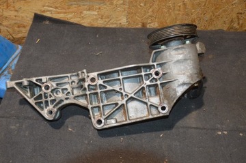 AUDI VW UCHYCENÍ ALTERNÁTORA 06A903143P