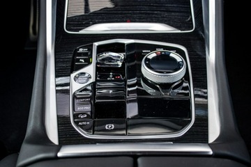 BMW X6 G06 SUV Facelifting 3.0 30d 298KM 2025 BMW X6 xDrive30d, Dostępny od ręki!, zdjęcie 17