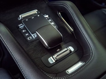 Mercedes GLE V167 SUV Facelifting 3.0 450d 367KM 2026 MERCEDES-BENZ GLE 450 d 4-Matic AMG Line 3.0 (367KM) 2026, zdjęcie 15