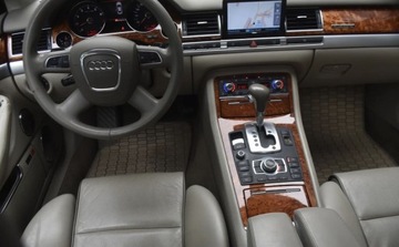 Audi A8 D3 Sedan 6.0 W12 450KM 2008 Audi A8 Audi A8 6.0 quattro Langversion 6.0 Benzyna 450KM, zdjęcie 20