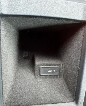 Volkswagen Passat B8 Variant Facelifting 2.0 TSI 190KM 2019 Volkswagen Passat 2.0 DSG 190KM Salon Polska Serwisy ASO FV23 2.0 Benzyna, zdjęcie 19