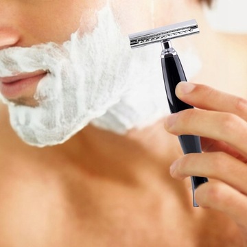 Бритва с двойным лезвием, черная.