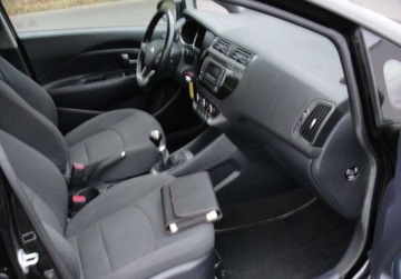 Kia Rio III Sedan Facelifting 1.2 DOHC CVVT 84KM 2016 Kia Rio 1,2 benzyna 100 tys.km. 1.2 Benzyna 84KM, zdjęcie 5