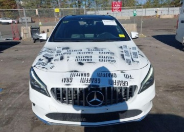Mercedes CLA C118/X118 2019 Mercedes-Benz CLA 2019r., Cla 250 4matic, 2L, od ubezpieczalni 2.0 Benzyna, zdjęcie 2
